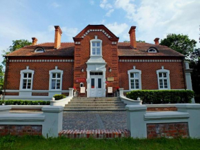  Dom Pracy Twórczej  Голухув